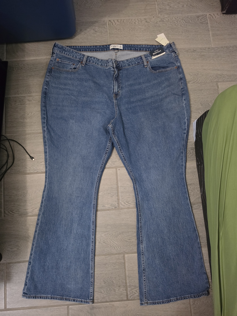 Abercrombie & Fitch Women's Blue Flare Jeans
